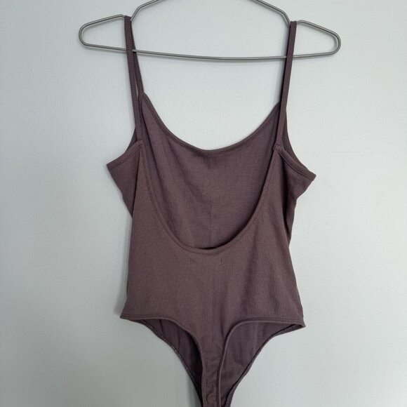 REVAMPED - Low-Cut Back Spaghetti-Strap Bodysuit - Picture 2 of 2